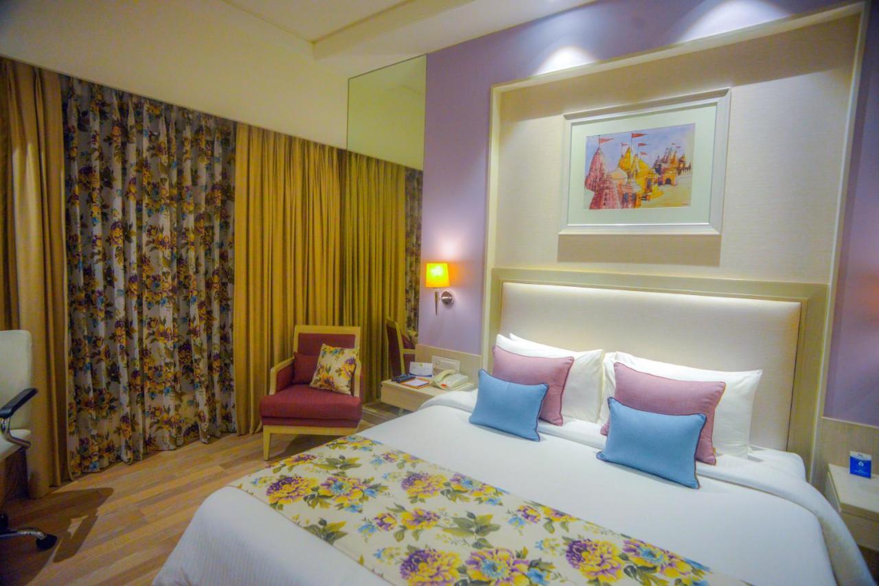 Efcee Sarovar Premiere Bhavnagar Exterior foto