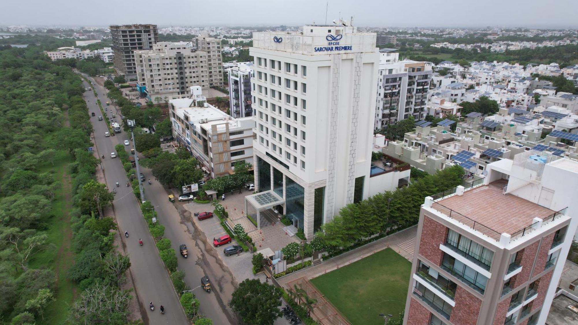 Efcee Sarovar Premiere Bhavnagar Exterior foto