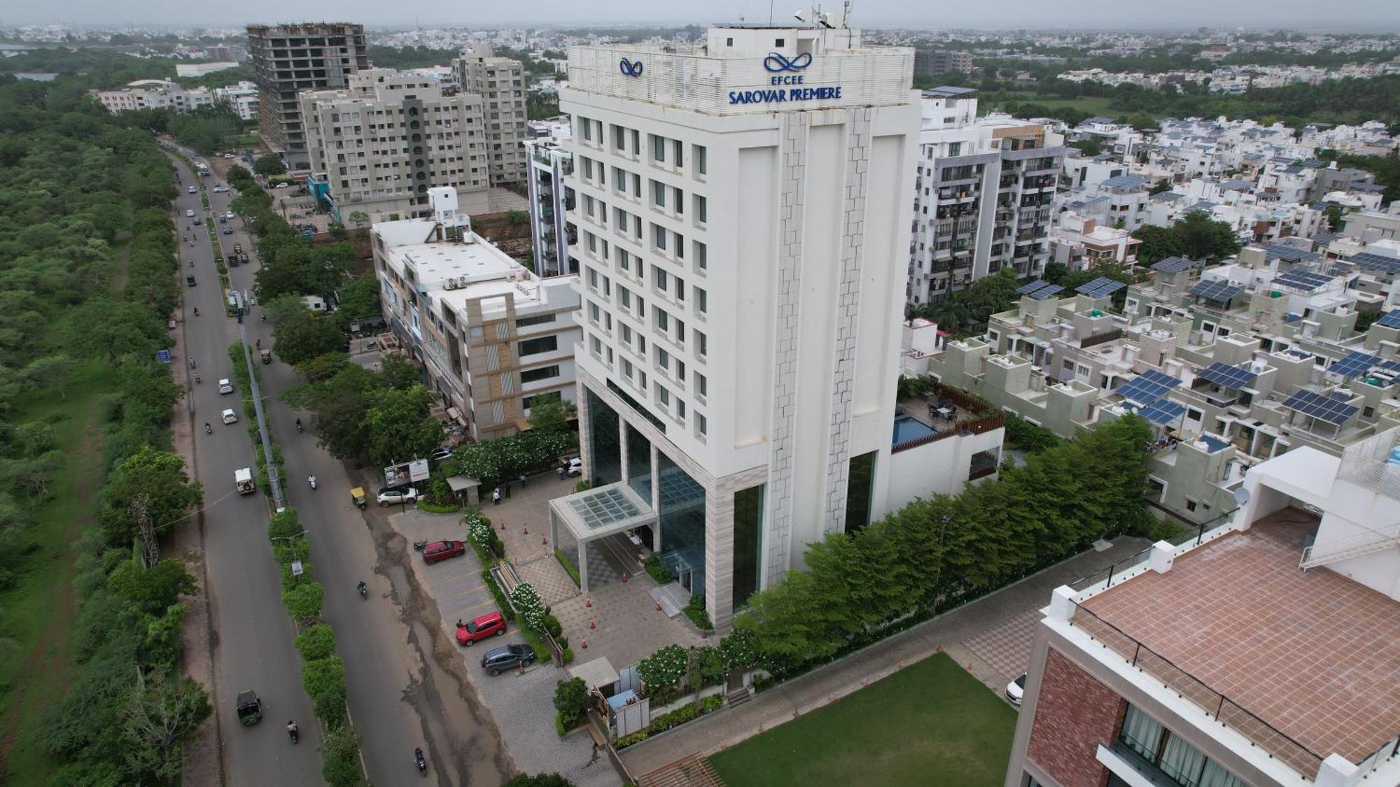 Efcee Sarovar Premiere Bhavnagar Exterior foto